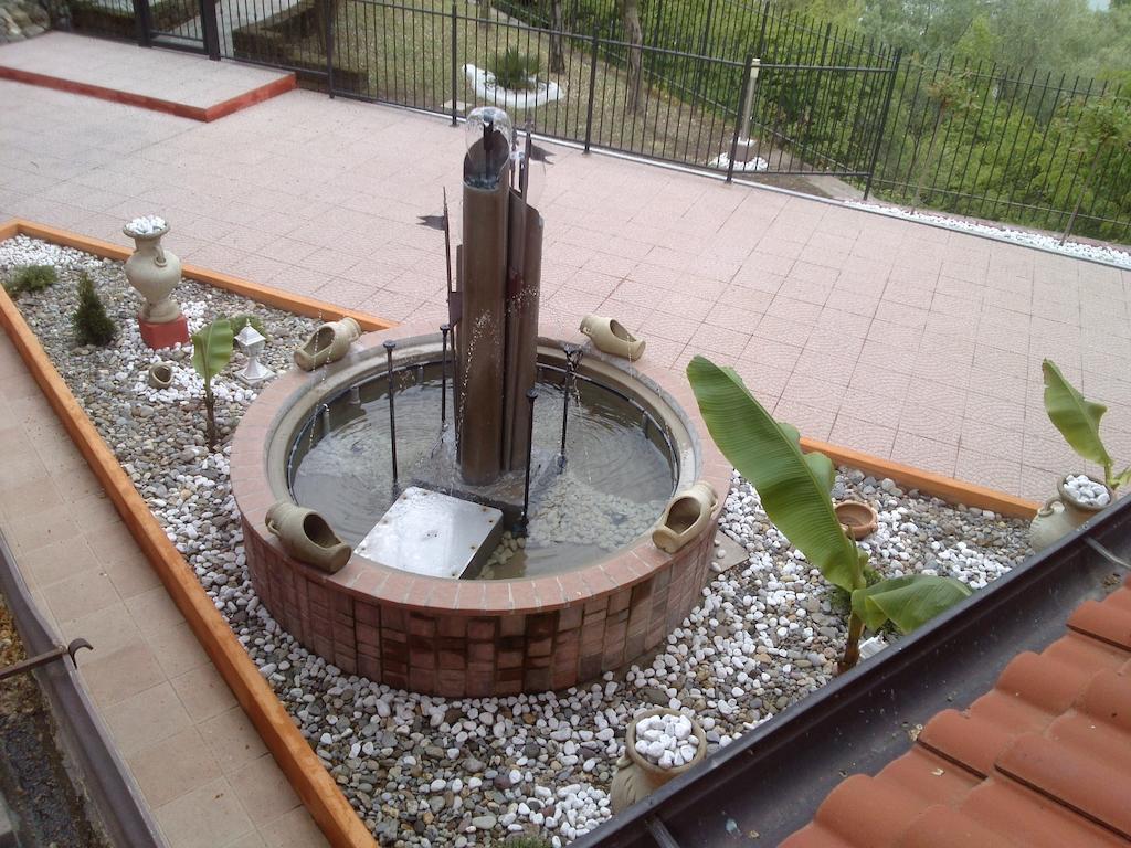 Hotel Empire Resort Iseo Quarto foto