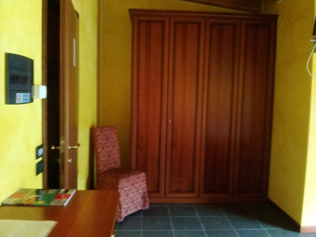 Hotel Empire Resort Iseo Exterior foto